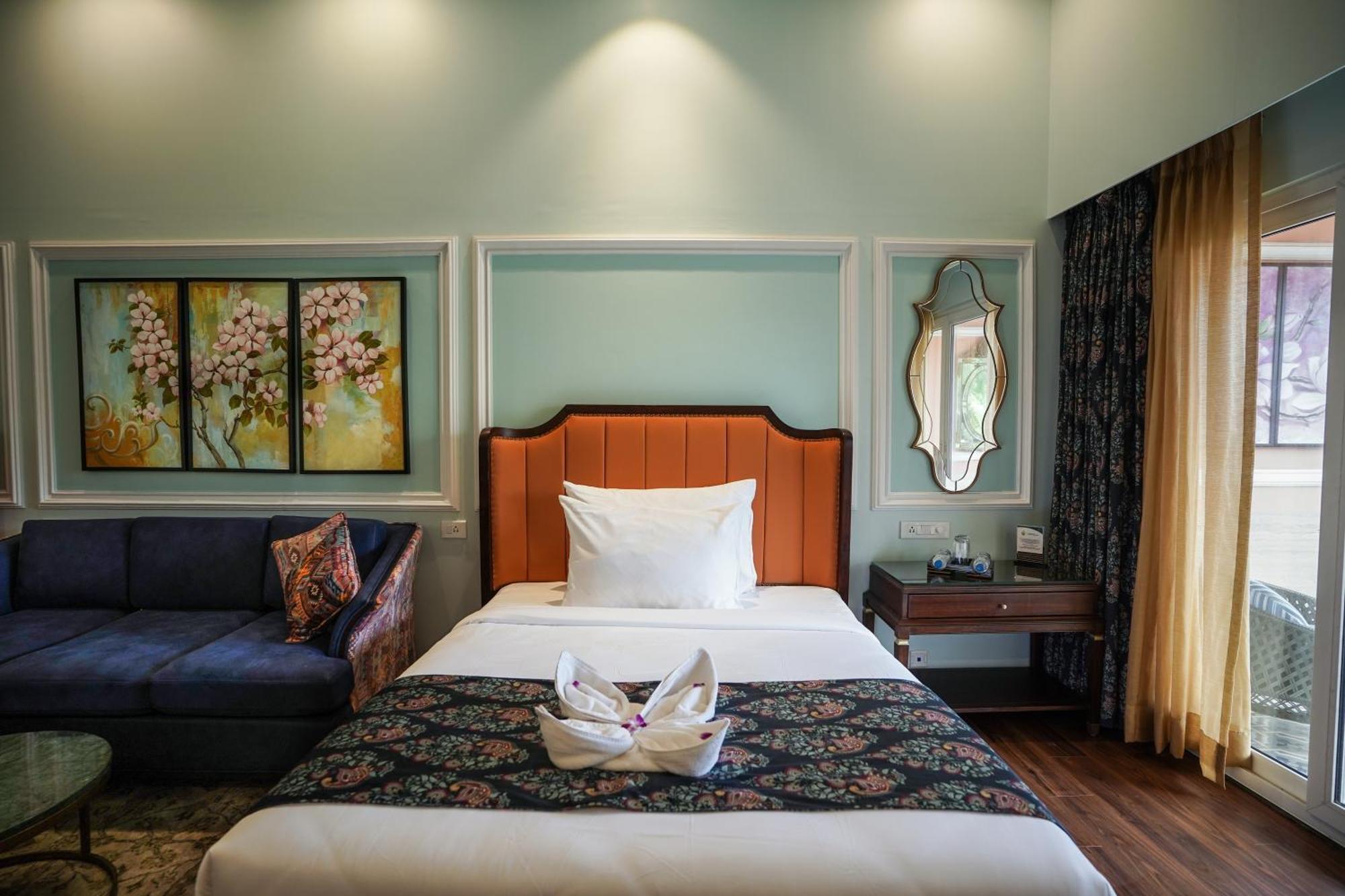 Mayfair On Sea, Morjim Beach, Goa ภายนอก รูปภาพ